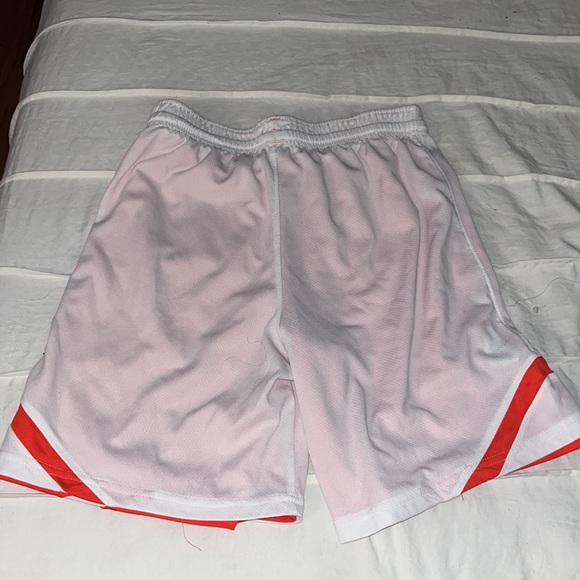Shorts - Picture 6 of 7